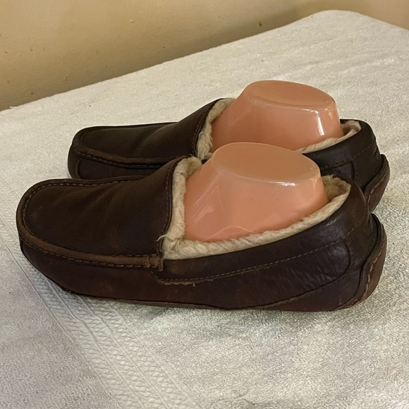 Ugg Ascot Imperfection Slippers Sz 9 - Picture 7 of 12